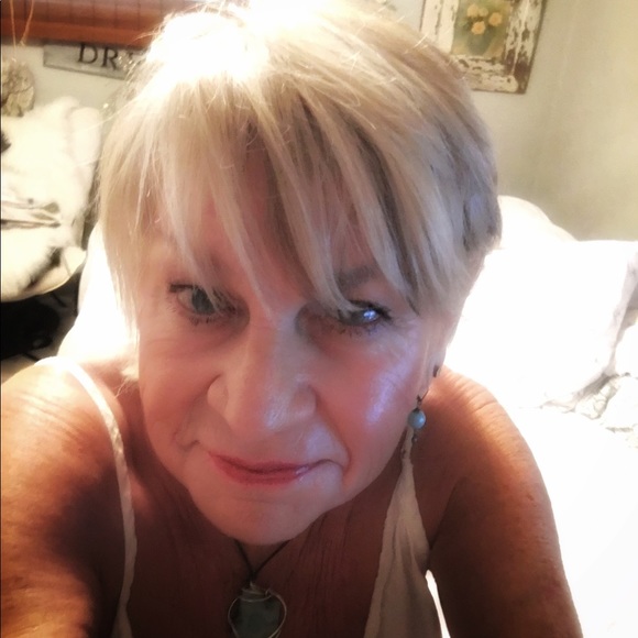 Meet your Posher, Johnnie - Picture 1 of 1